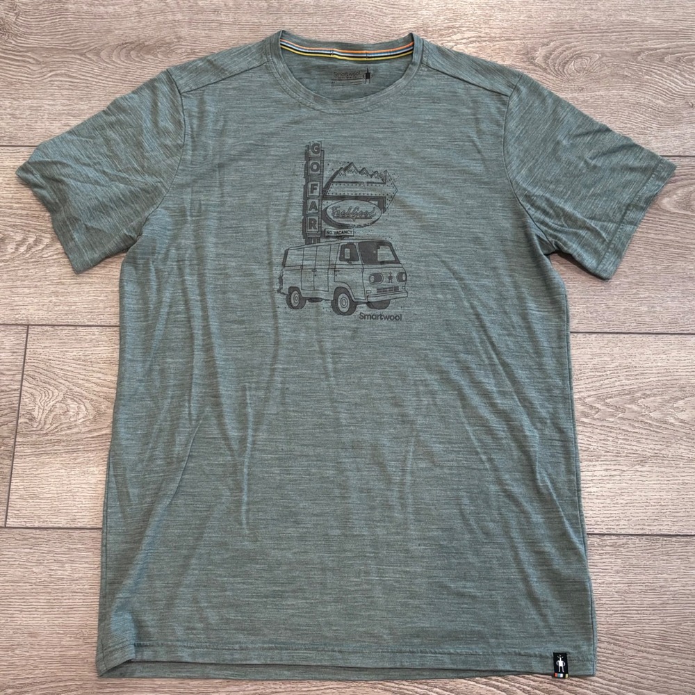 Smartwool Merino Sport 150 Shirt Mens Medium Green Go Far Van Graphic Hiking Tee